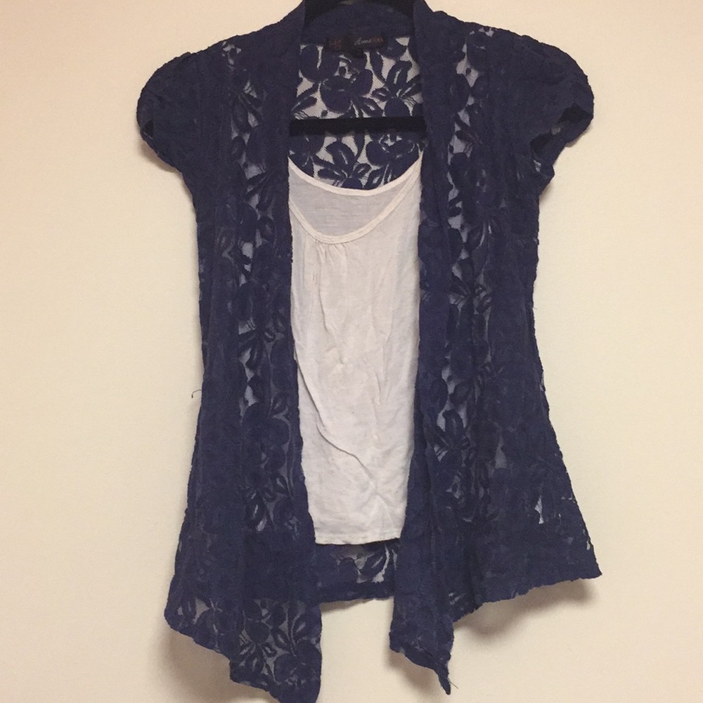 Lacy navy blue top